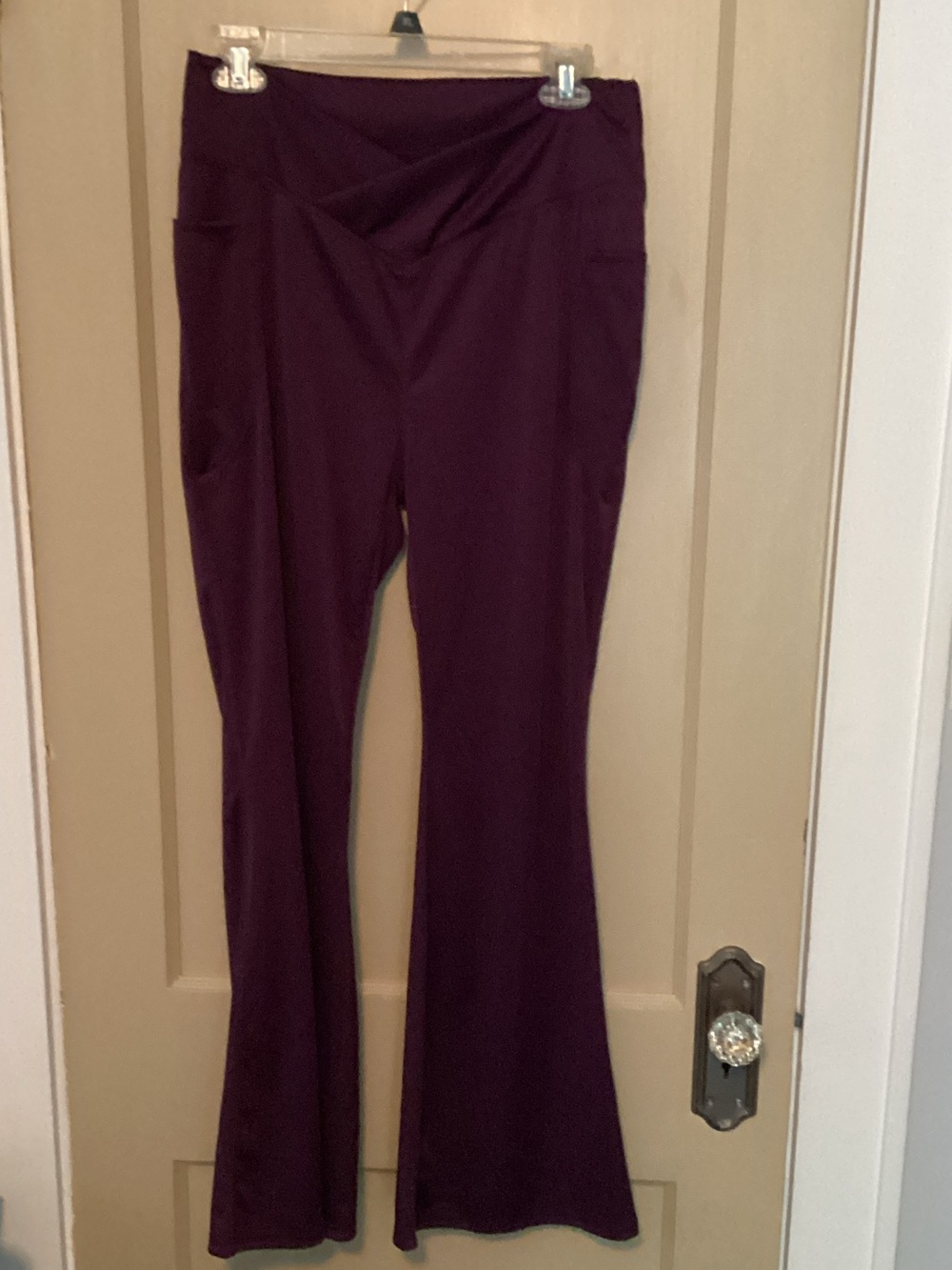High-Rise Stretch Flare Pants in Plum